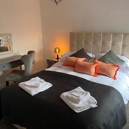 Hotel The Lion Broseley Exteriér fotografie