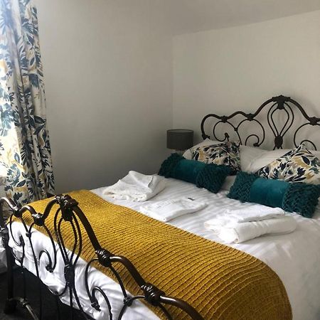 Hotel The Lion Broseley Exteriér fotografie