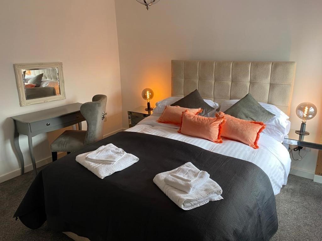 Hotel The Lion Broseley Exteriér fotografie
